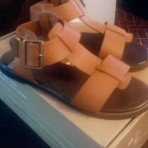 NWT Women's Tan Shayla Gladiator Leather Sandals